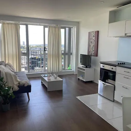 Aura D Two Bedroom Unit Harborview Balcony Wifi Easy Parking